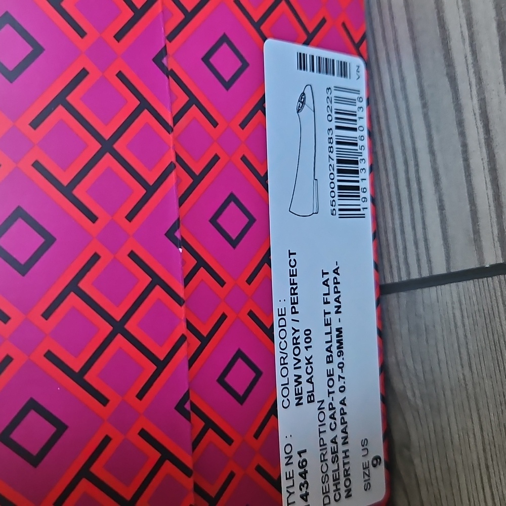 🎉HP🎉Tory Burch Chelsea cap toe ballet flat - Picture 5 of 6